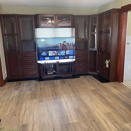 Peaceful Residence On Palmer Ave - Close To The Falls & Complimentary Breakfast Delivered Daily To The Rental Niagara Falls Exterior photo