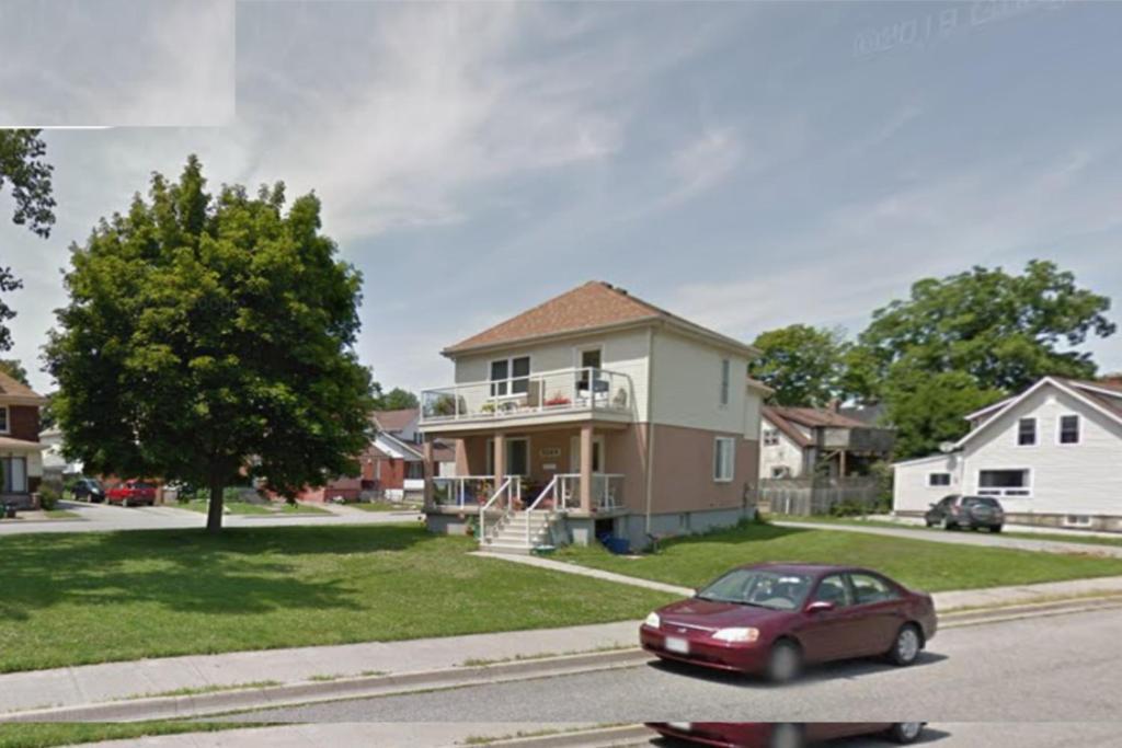Peaceful Residence On Palmer Ave - Close To The Falls & Complimentary Breakfast Delivered Daily To The Rental Niagara Falls Exterior photo