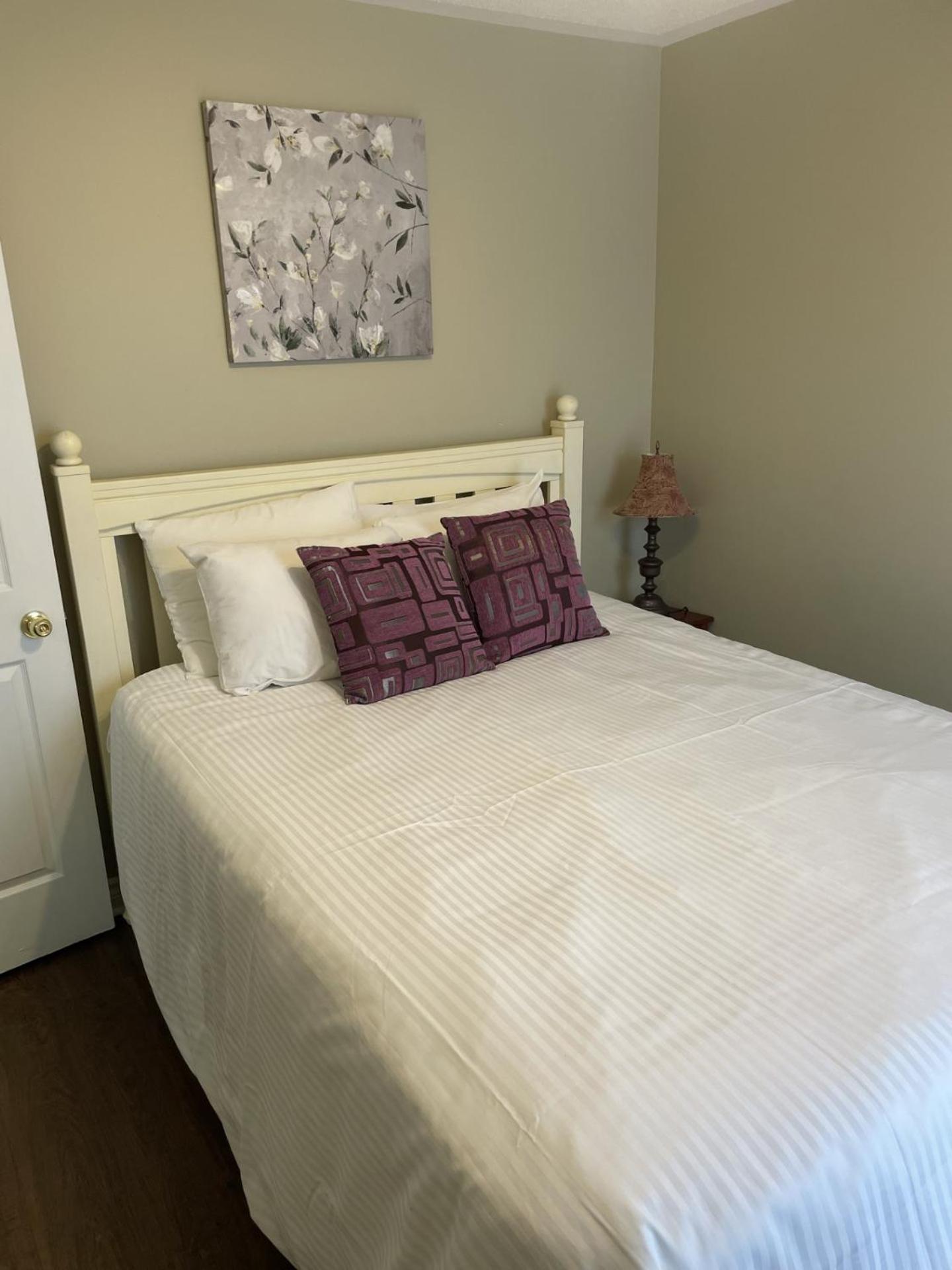 Peaceful Residence On Palmer Ave - Close To The Falls & Complimentary Breakfast Delivered Daily To The Rental Niagara Falls Exterior photo