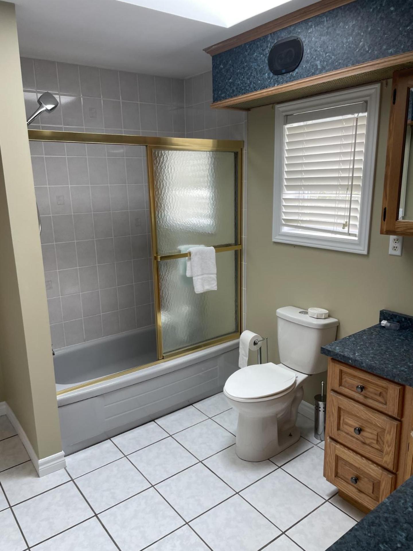 Peaceful Residence On Palmer Ave - Close To The Falls & Complimentary Breakfast Delivered Daily To The Rental Niagara Falls Exterior photo